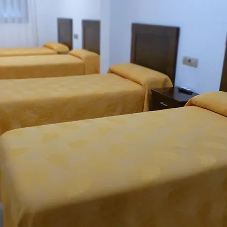 Pensión Restaurante La Masía