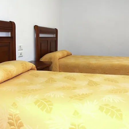 Restaurante La Masia Guest house *